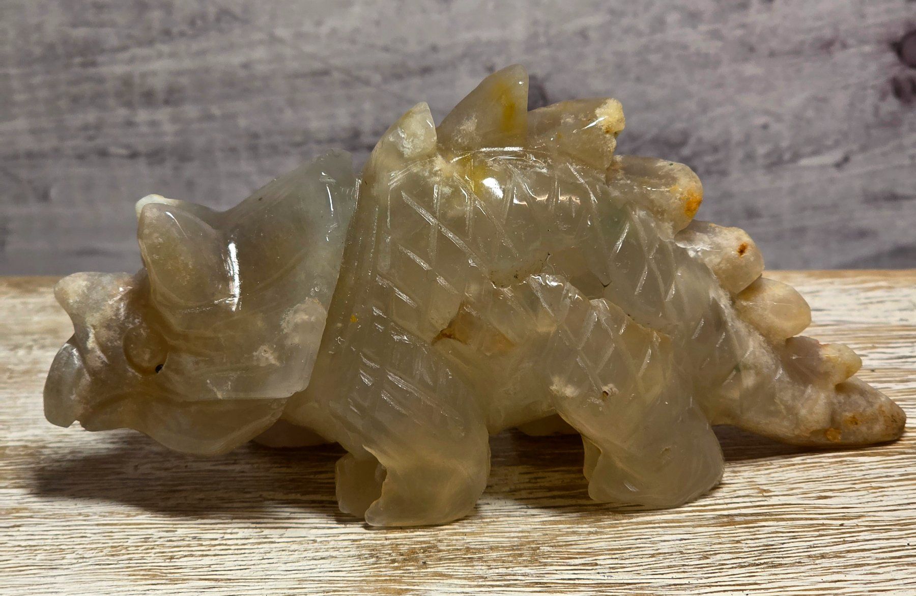 Minerali & Pietre curative: Cherry Achat Triceratops 366g – Nuovo e nell'imballaggio originale da Matzingen venduto da Shay_Crystalz