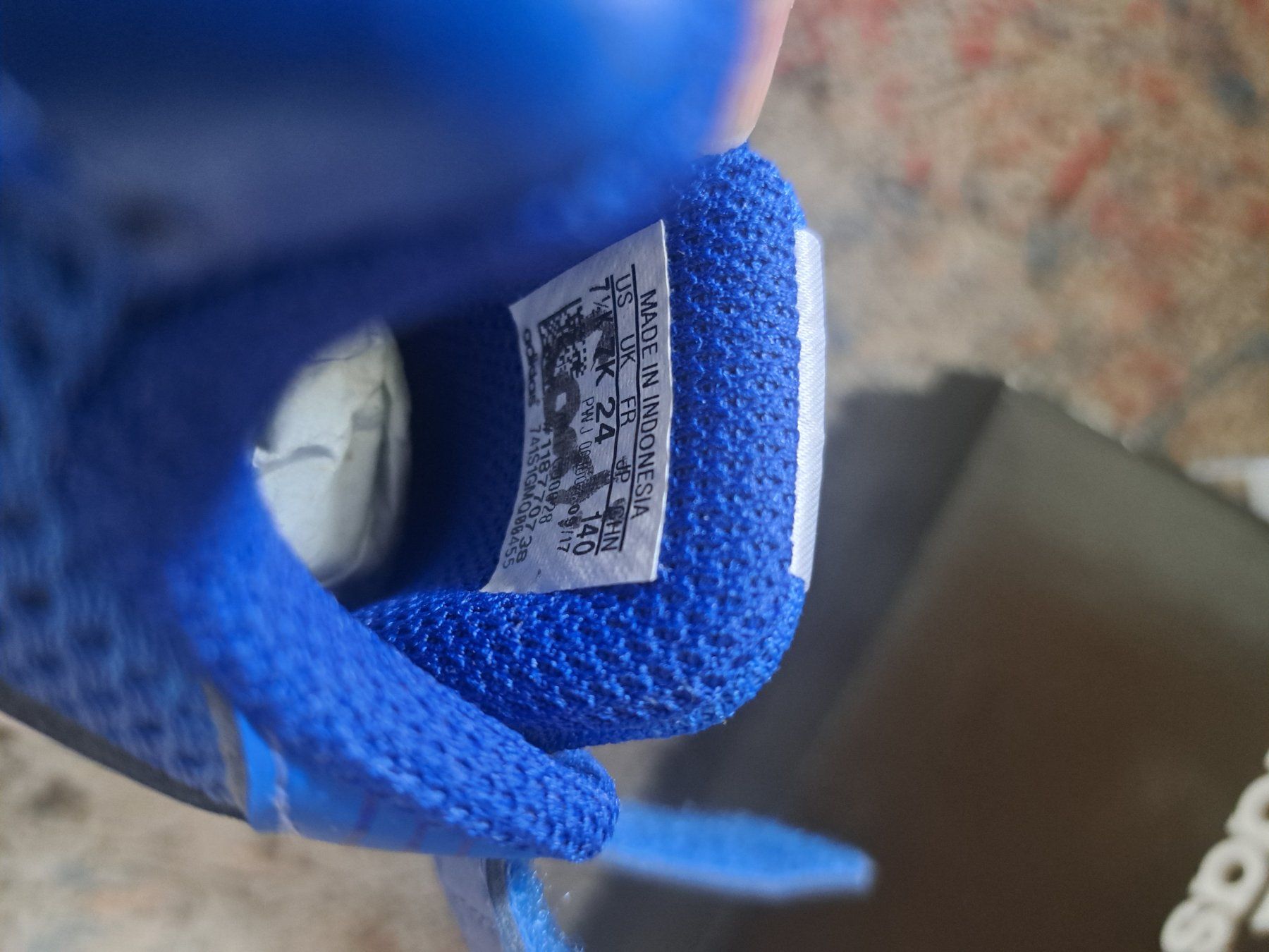 Chaussures garçon: Kids shoes Adidas – D'occasion à Saas Grund par IvanaXY 1