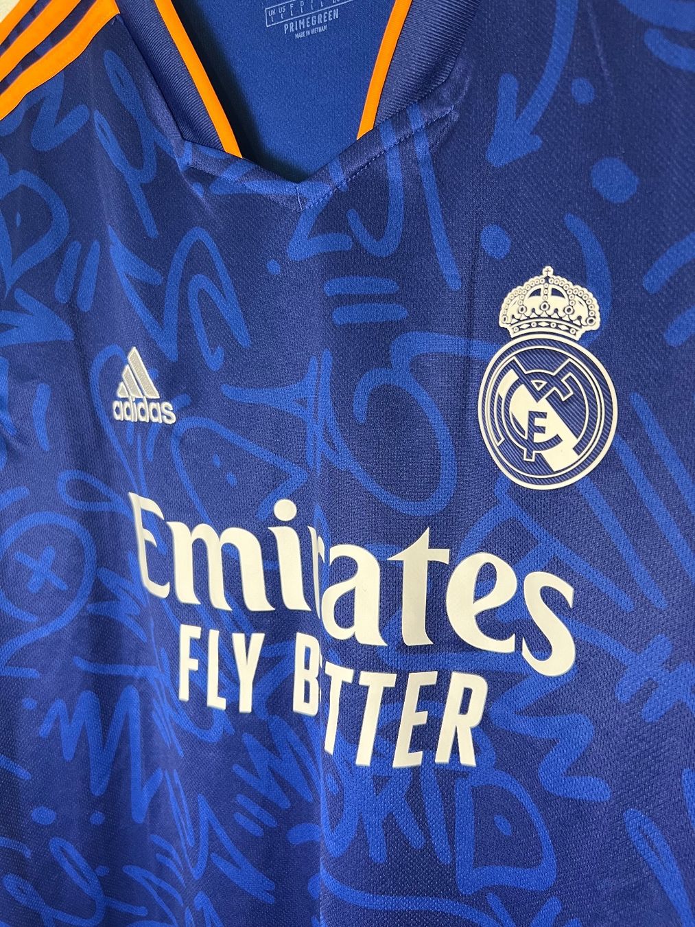 Adidas Canottiere & Pantaloni: REAL MADRID 21/22 TRIKOT – Usato da Lüchingen venduto da Jersey_Time 2