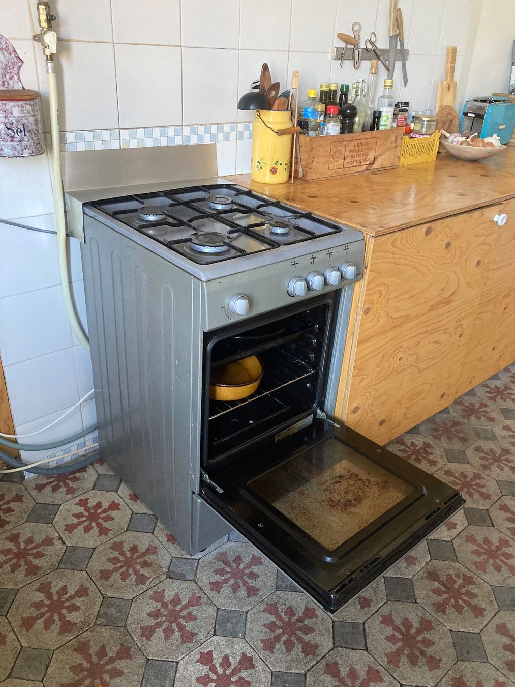 Backöfen: cuisinière à gaz – Gebraucht aus Genève von mil_68h8 1