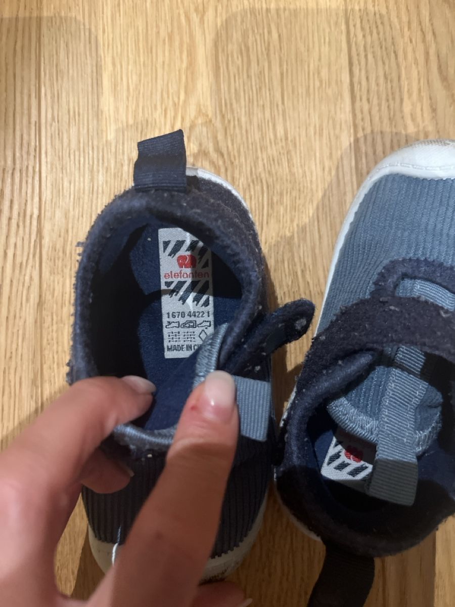 Elefanten Scarpe per ragazzi: Hausschuhe Elefanten 23 – Usato da Riehen venduto da chr_h8fh 1