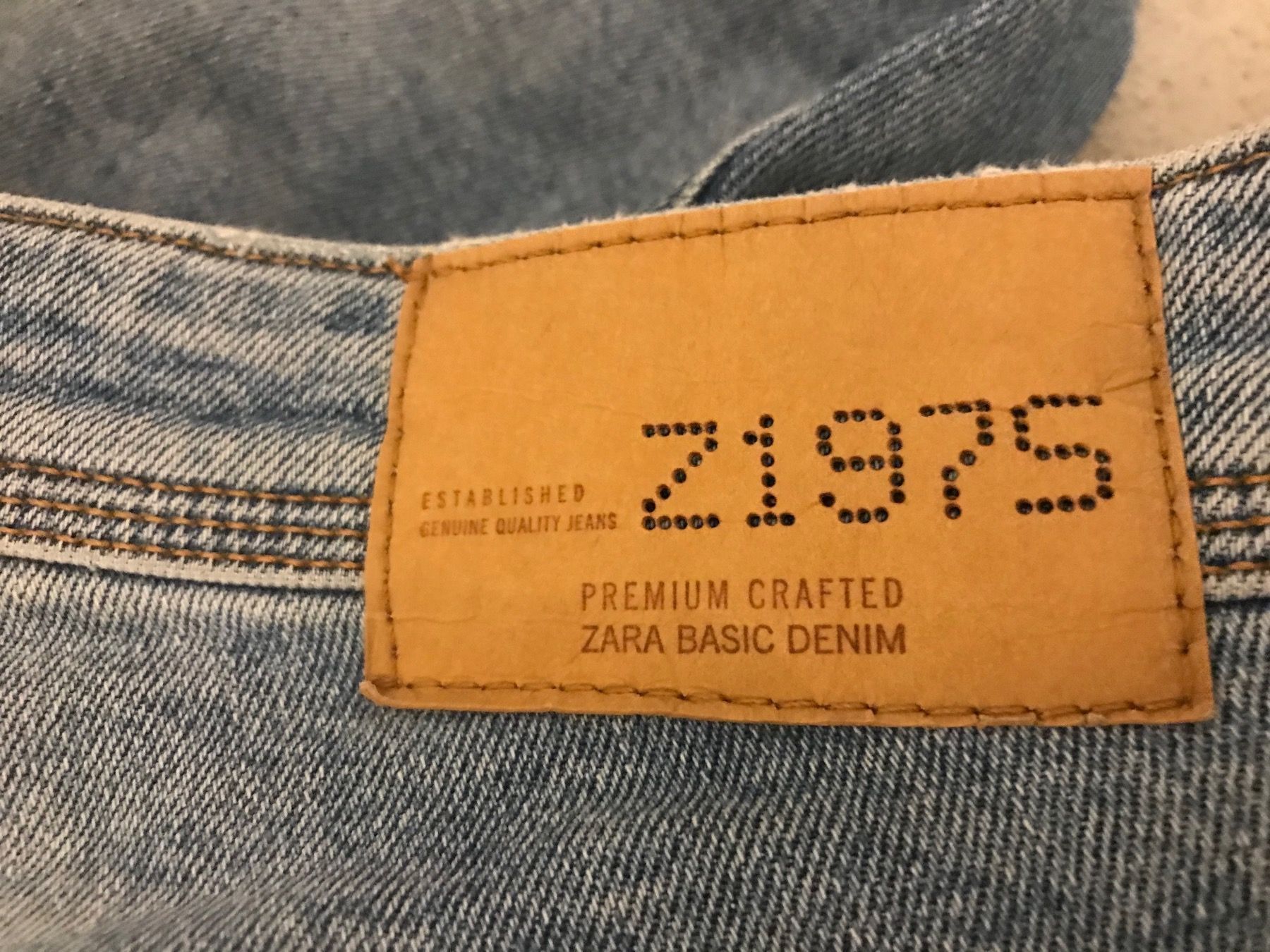 Zara Pantaloni: Zara Hose – Usato da Wil SG venduto da mar_2jrf 1