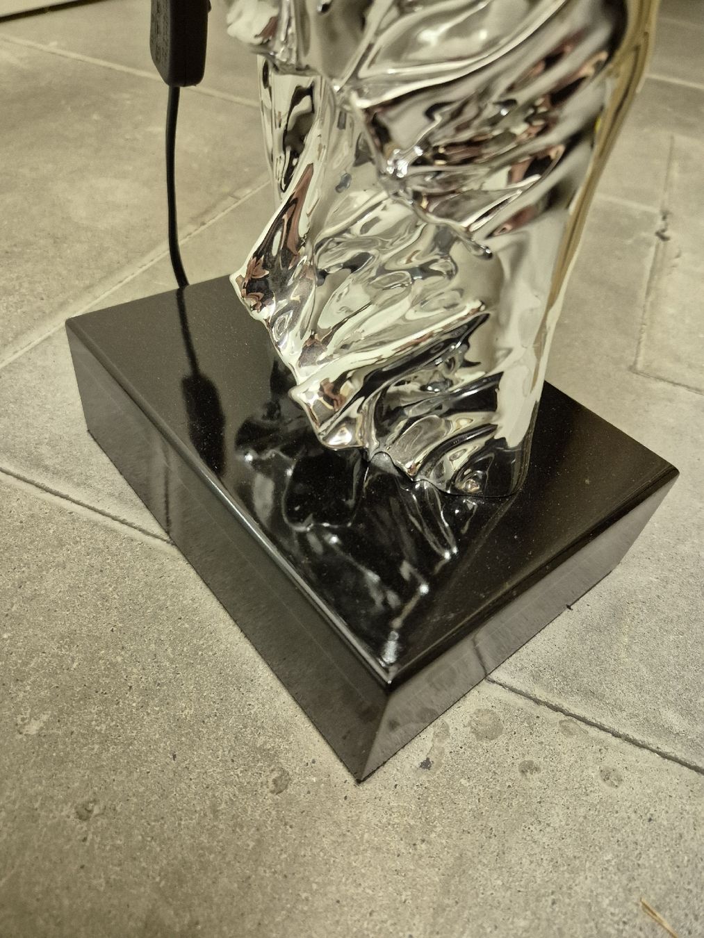 Kare Lampade: Kare Design Headless Angel Tischlampe – Usato da Luzern venduto da FinnA 5