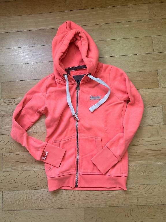 Superdry Pulls & Sweat-shirts: Kapuzenpulli orange SuperDry Grösse S – D'occasion à Muttenz par anj_2qy5