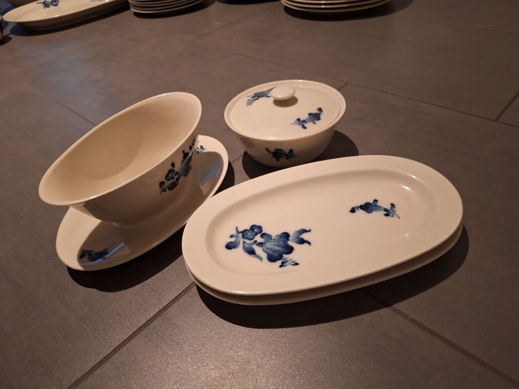 Geschirrsets: Langenthal Geschirr Set – Gebraucht aus Rafz von Nb.photography 2