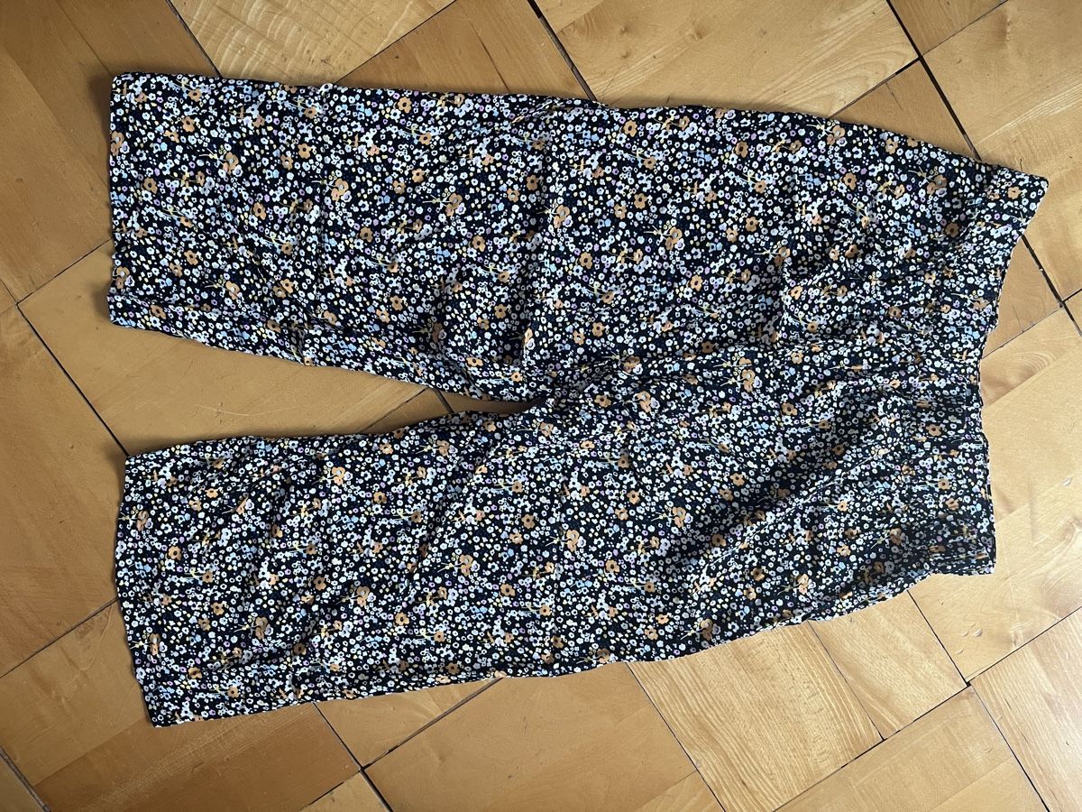 Vero Moda Hosen: Vero Moda Hose – Neu (gemäss Beschreibung) aus Zürich von Shopmystyle 2
