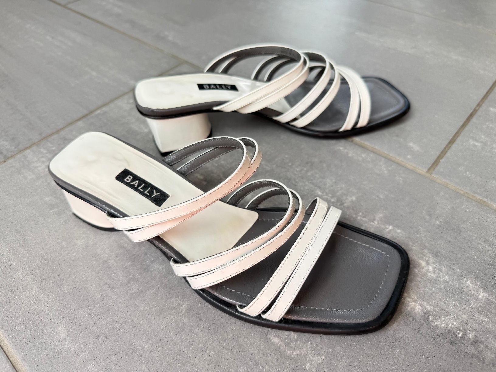 Bally Chaussures femmes: Bally Mules Sandalen Gr.38 – D'occasion à Winterthur par tim_cl8x 4