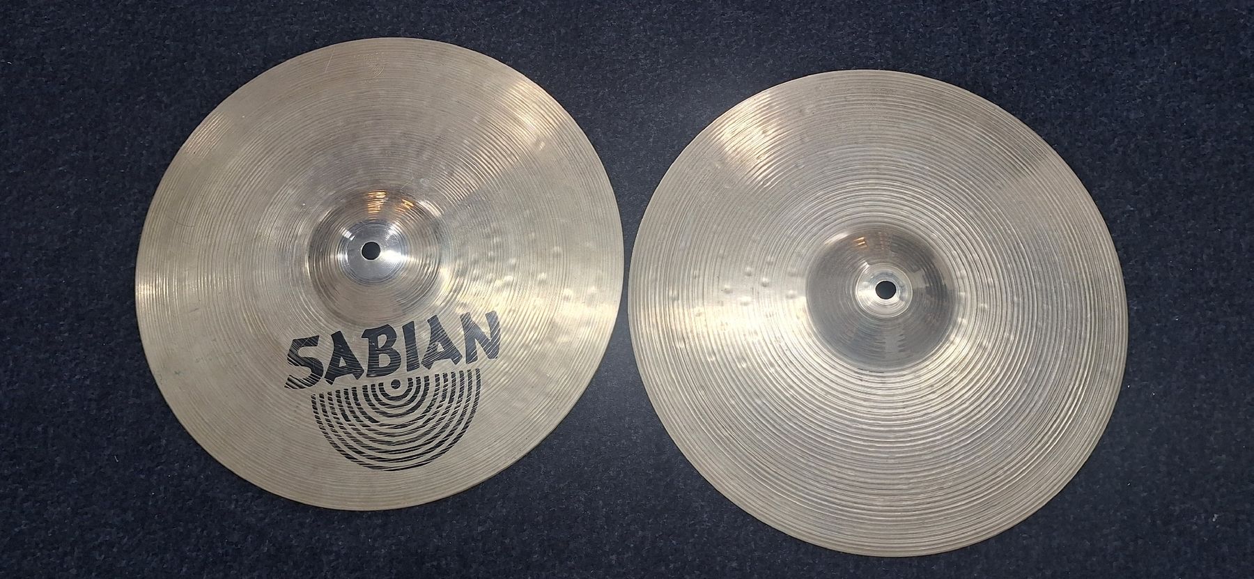 Sabian Strumenti musicali: Hi Hat Sabian HH Heavy 14" – Usato da Altdorf UR venduto da Ristolino