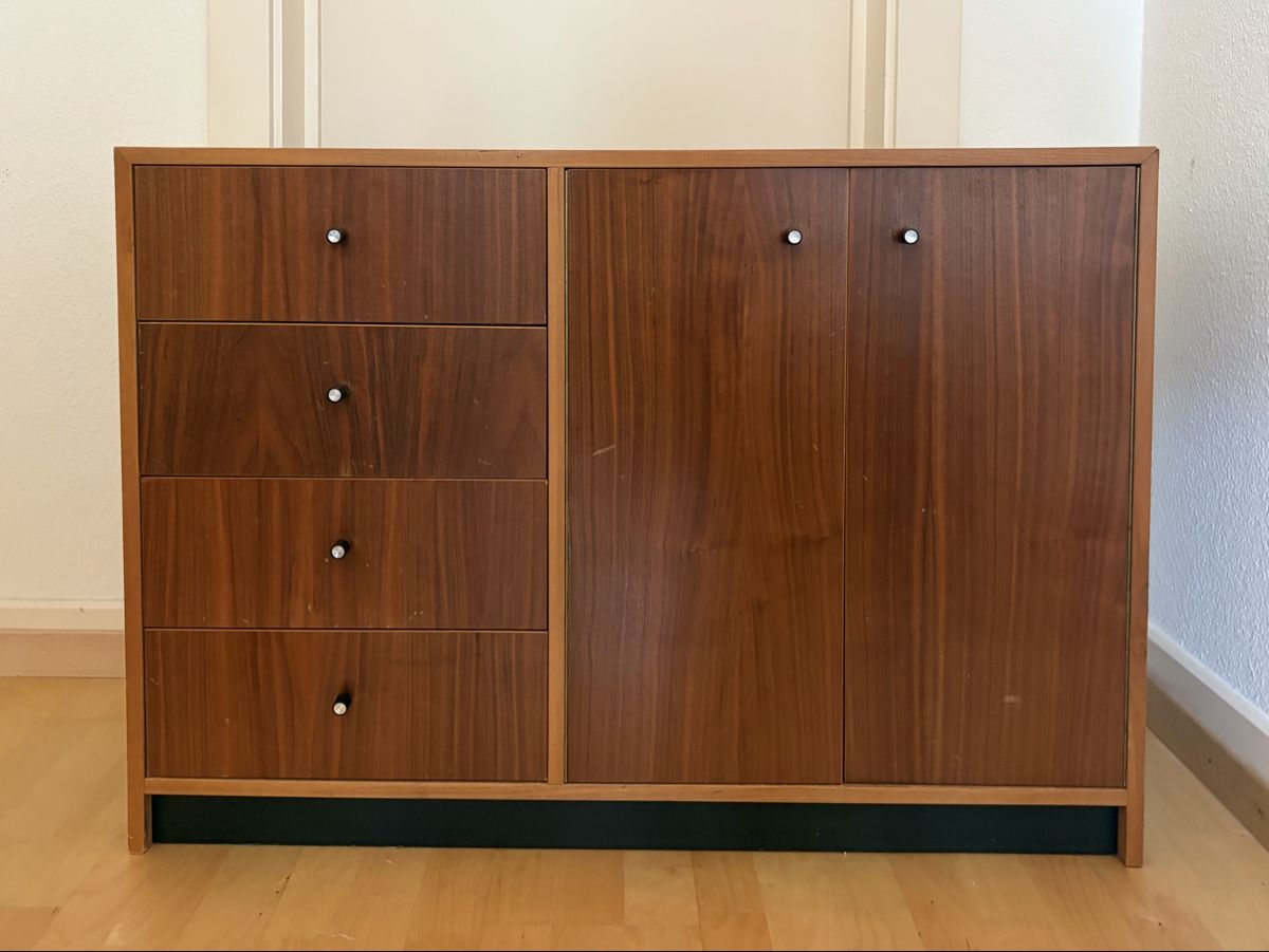 Commodes: Kommode aus Holz – D'occasion à Basel par pas_8vnt