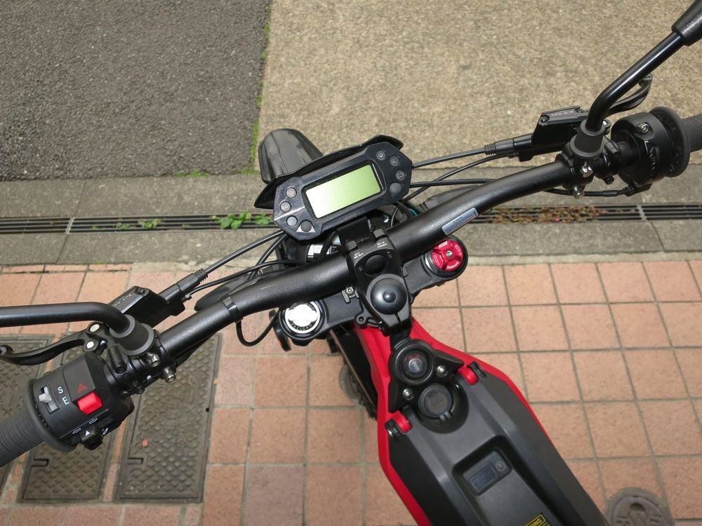 Sur-Ron Enduro: Sur-Ron Light Bee L1e, Strassenzulassung, Top Zustand! – Neu (gemäss Beschreibung) aus Neerach von mur_dwg9 4
