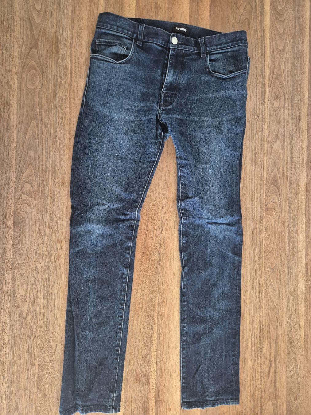 Raf Simons Jeans: Raf Simons Jeans – Usato da Weesen venduto da sch_cs6t