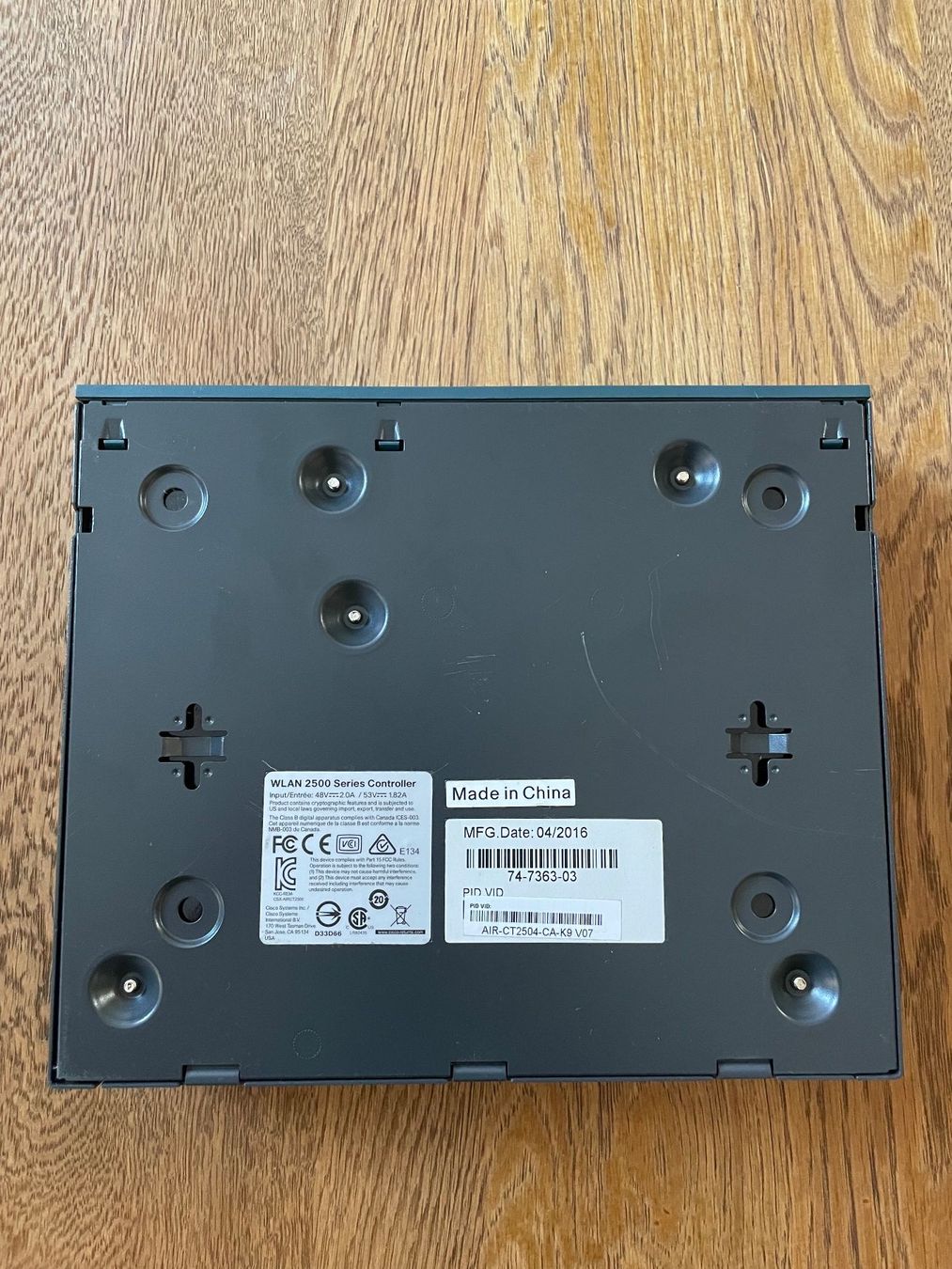 Cisco Modems & Router: Cisco 2500 Series Wireless LAN Controller (AIR-CT2504-CA-K9) – Gebraucht aus Bülach von tiagodcc 1