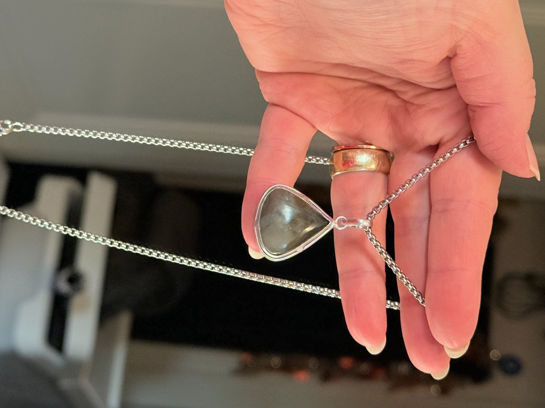 Catenine: Collier élégant avec Labradorite véritable, neuf! – Nuovo e nell'imballaggio originale da Genève venduto da AGBERG 5