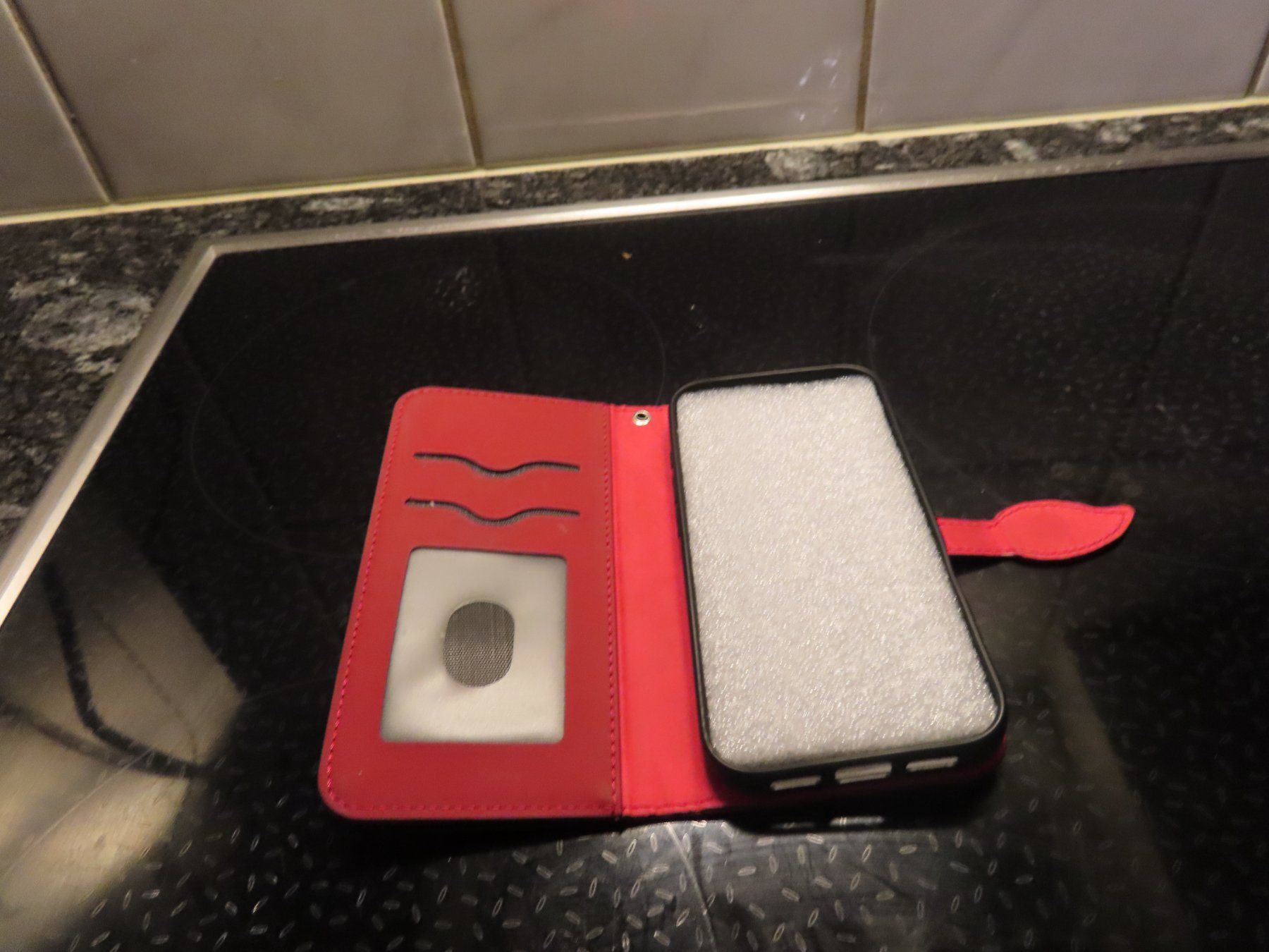 Altri accessori: 1x Hülle  IPhone Für   17  Pro – Nuovo (secondo la descrizione) da Rüfenacht BE venduto da tial70 1