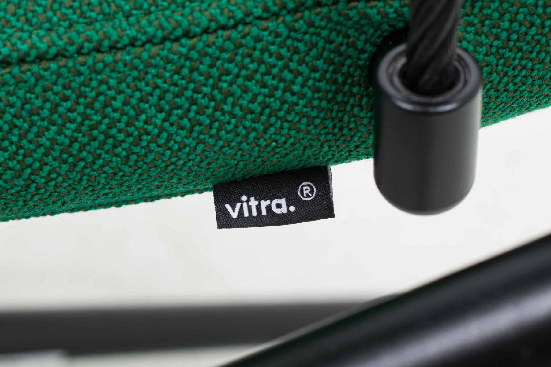 Vitra Poltrone: Vitra Citizen Lowback Sessel von Konstantin Grcic – Usato da Zürich venduto da STUZH38 7
