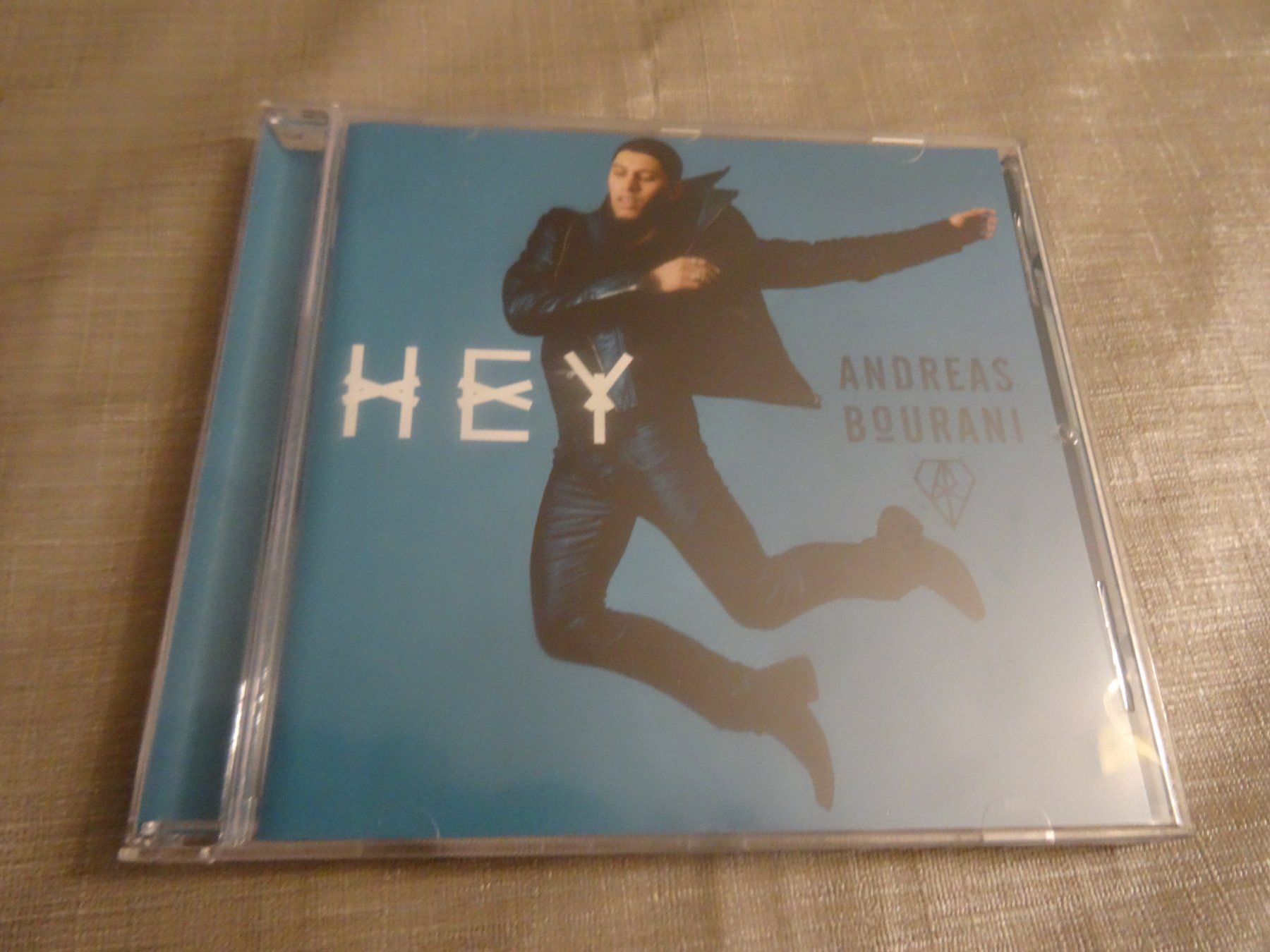 CDs: Andreas Bourani - Hey - CD – Gebraucht aus Olten von Disc-Ausverkauf