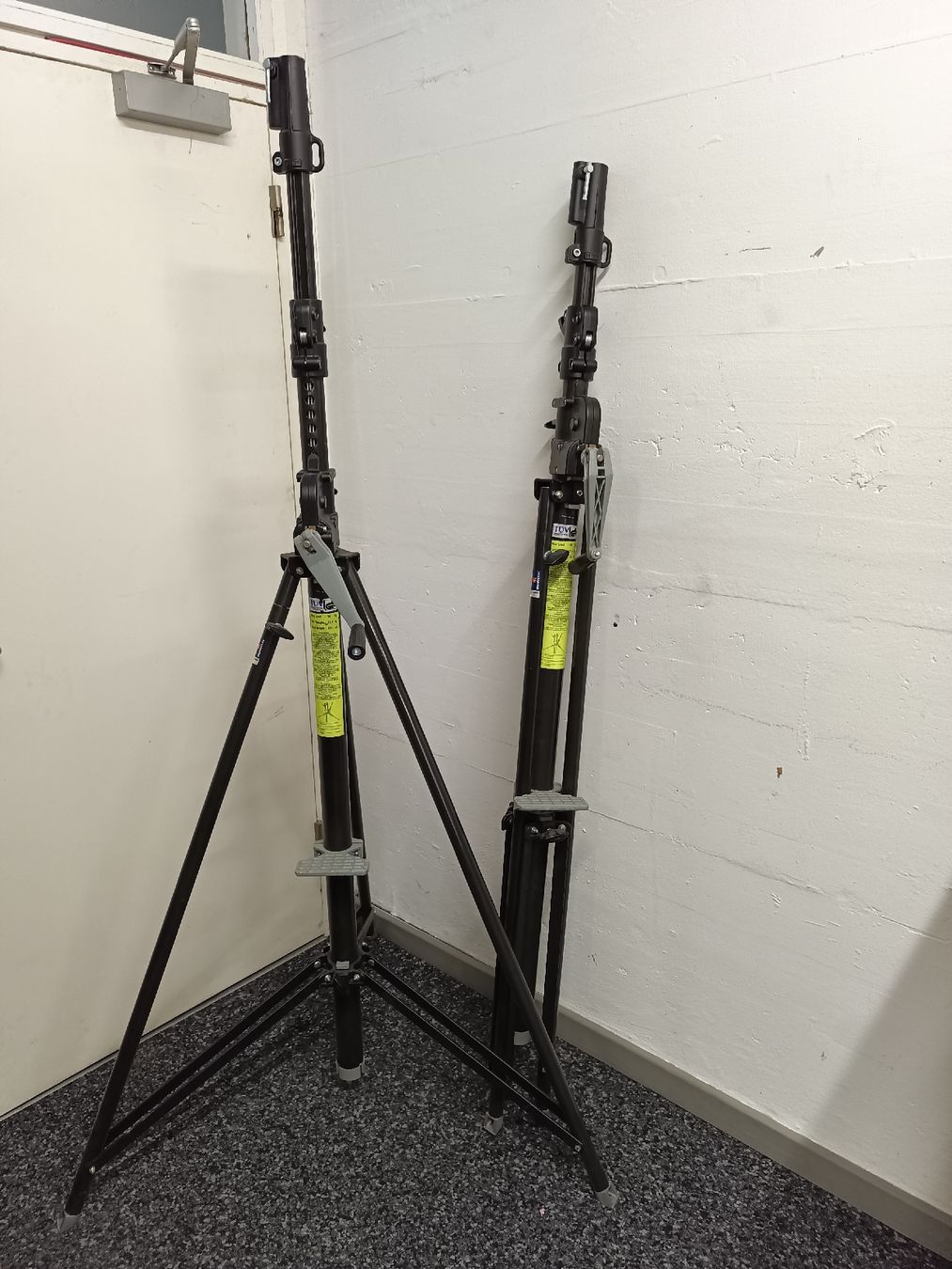 Manfrotto Stative & Stativköpfe: Manfrotto Windup Stativ  – Gebraucht aus Muttenz von PMB_5