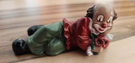 Gilde Clowns- liegend mit Blumen