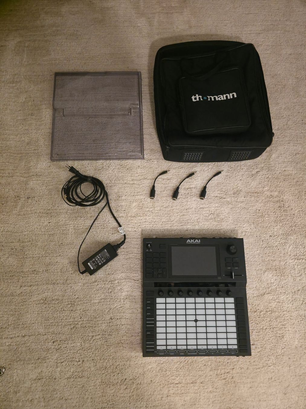 Strumenti musicali: Akai Force Standalone Music Production and Sampler Engine – Usato da Rüfenacht BE venduto da rap_lw7d 2