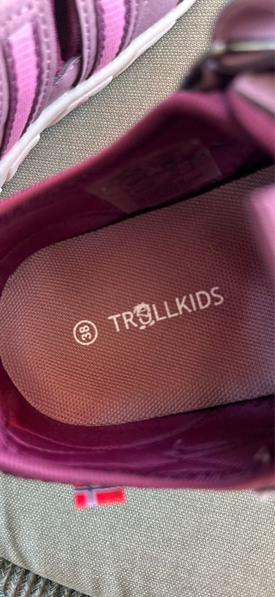 Scarpe per ragazze: Trollkids Sandalen Gr 38 – Nuovo (secondo la descrizione) da Feuerthalen venduto da papillon_a 4