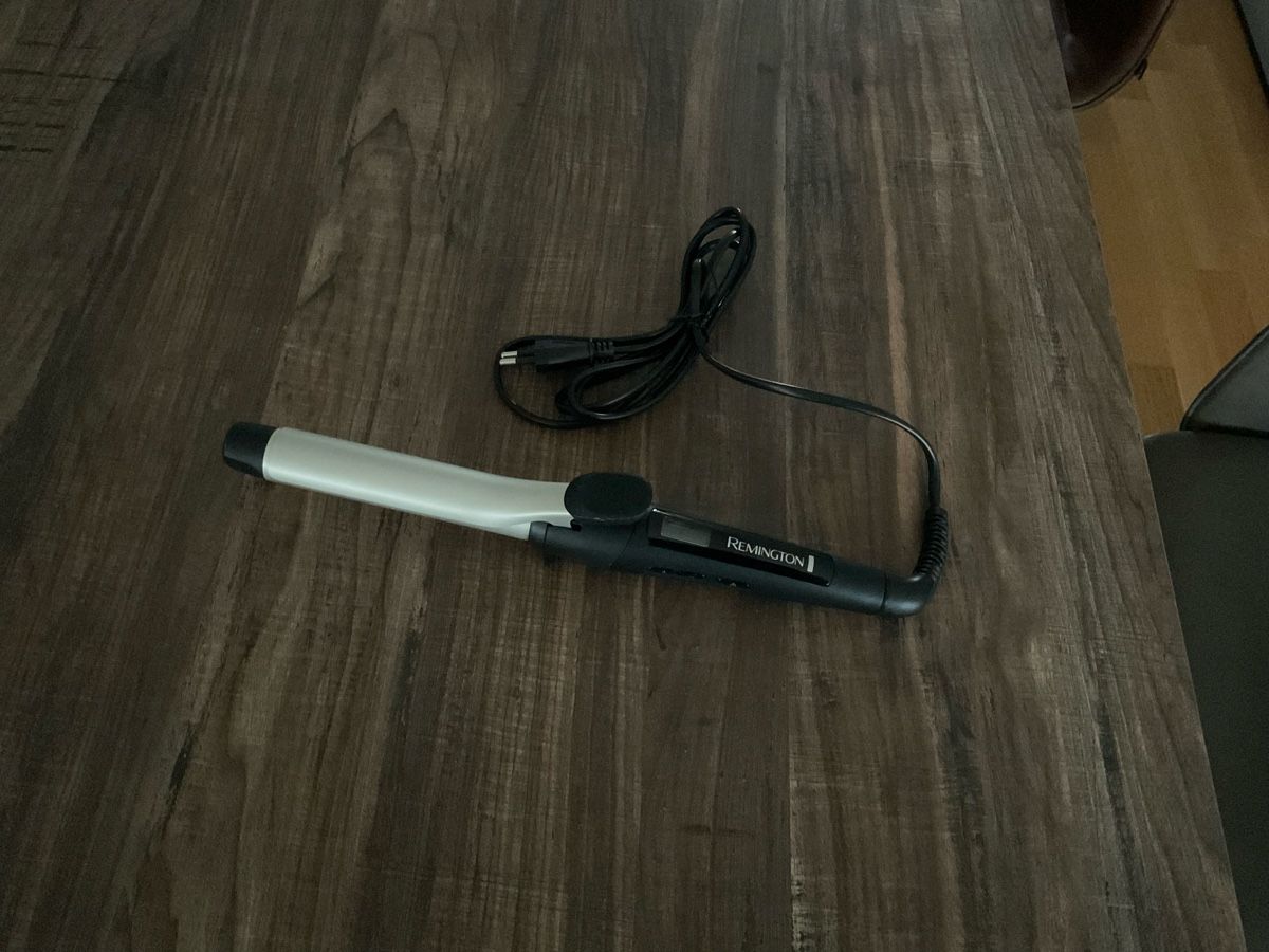 Remington Lockenstäbe & Haarglätter: Remington Lockenstab Pro Soft Curl CI6325 – Neu (gemäss Beschreibung) aus Aarau von chi_qnc5 2
