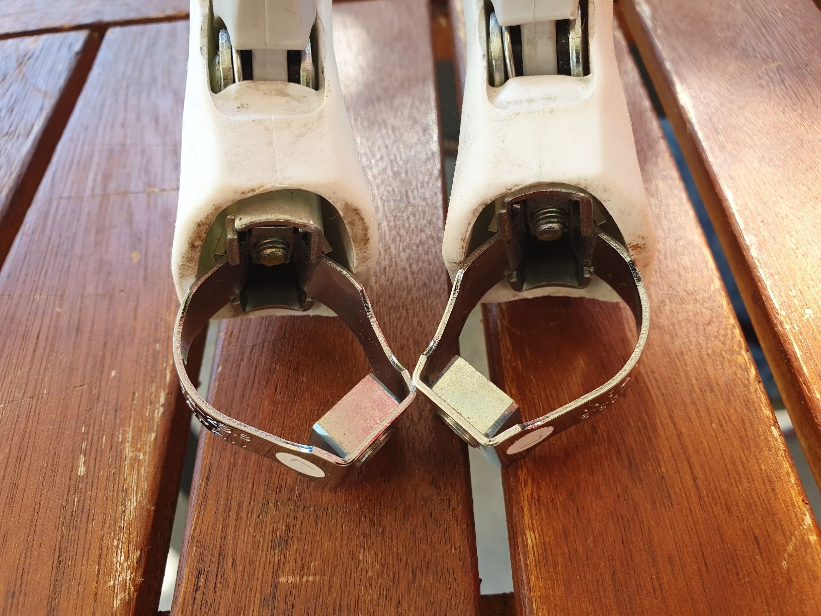 Shimano Pezzi di ricambio: 2 Bremshebel Neu SHIMANO BL-E700( L) – Nuovo (secondo la descrizione) da Niedergösgen venduto da joh_6txt 3