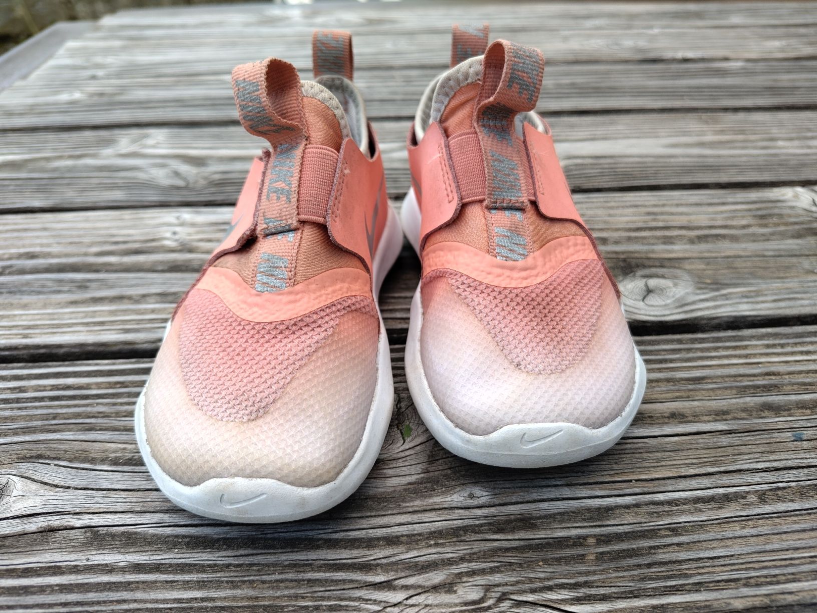 Nike Scarpe per ragazzi: Nike Flexrunner lachsrosa Gr. 26  – Usato da St. Gallen venduto da Wysi 3