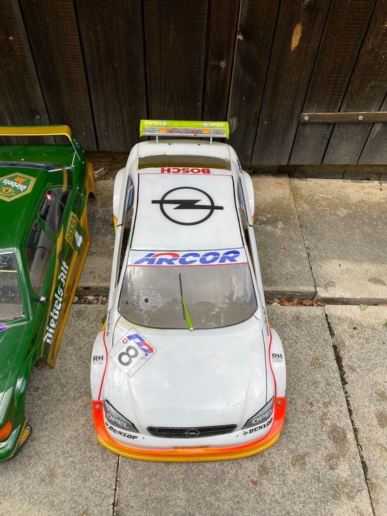 voitures télécommandées thermiques