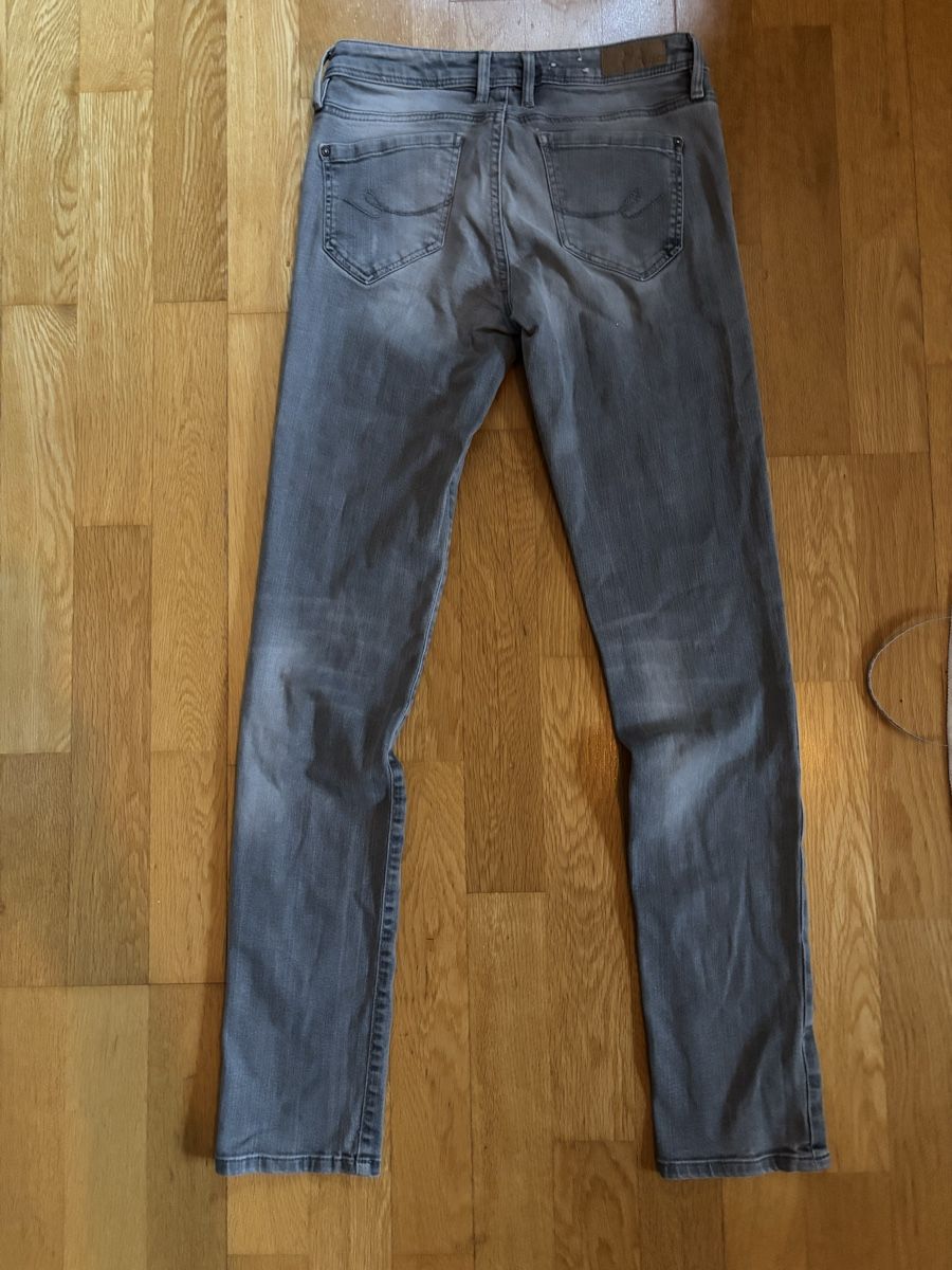 Esprit Jeans: Graue EDC Jeans Gr. 26/32 Top Zustand – Usato da Zürich venduto da deruja 7