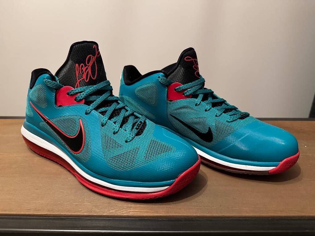 Nike Scarpe da uomo: LFC Nike Lebron Sneakers – Usato da Tagelswangen venduto da anui