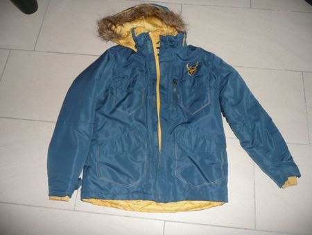 Winter-Jacke in Gr. 152 in blau (wenig getragen)