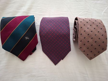 Yves Saint Laurent, Burberry & Armani x3 Vintage-Krawatten