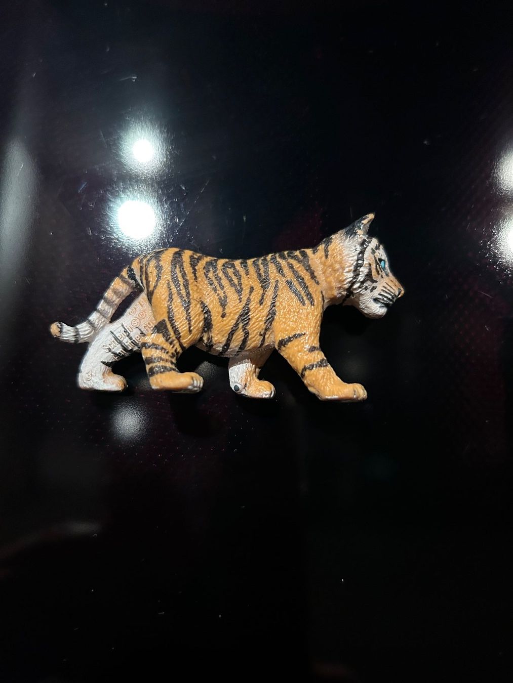 Schleich Spielzeuge: Schleich Tiger Baby 7 cm – Gebraucht aus Arbedo von nadia1973