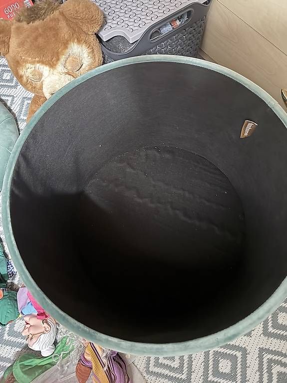 Sgabelli: Hocker mit Stauraum – Usato da Winterthur venduto da Glionel 4