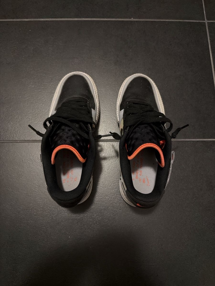 Nike Scarpe da uomo: Nike Air Force 1 – Usato da Muri AG venduto da GIRO777 1