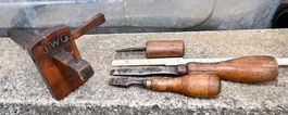 antik STREICHMASS JWG  & 3 SCHRAUBENZIEHER  1 x peugeot