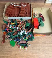 Fort Apache Spielzeug Konvolut Indianer und Cowboys Top!