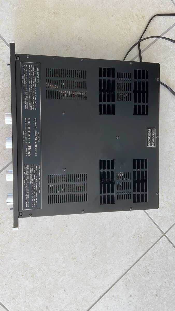 McIntosh Amplificatori: McIntosh MC502 - Endstufe – Usato da Meggen venduto da Hobst 6