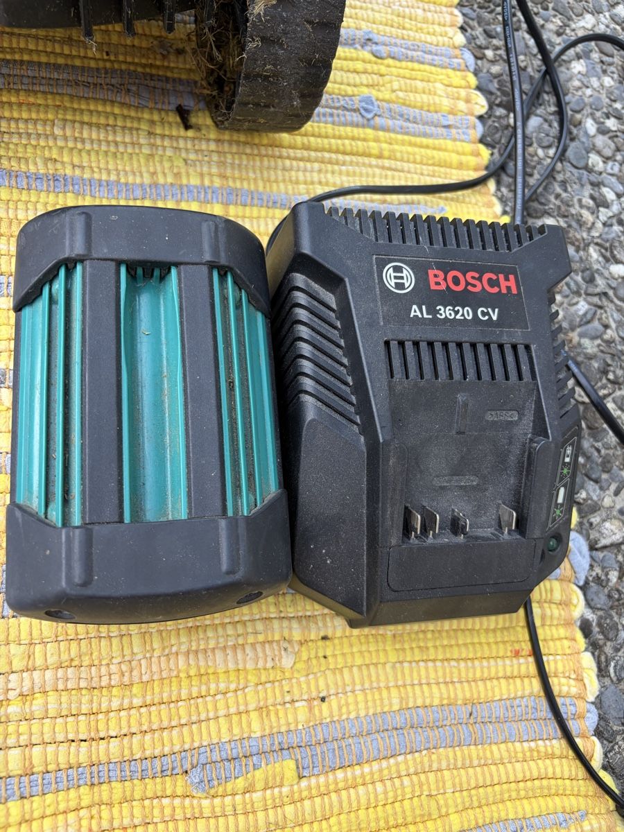 Bosch Tagliaerba: Akku Rasenmäher Bosch  – Usato da Freidorf TG venduto da ibipatria 1