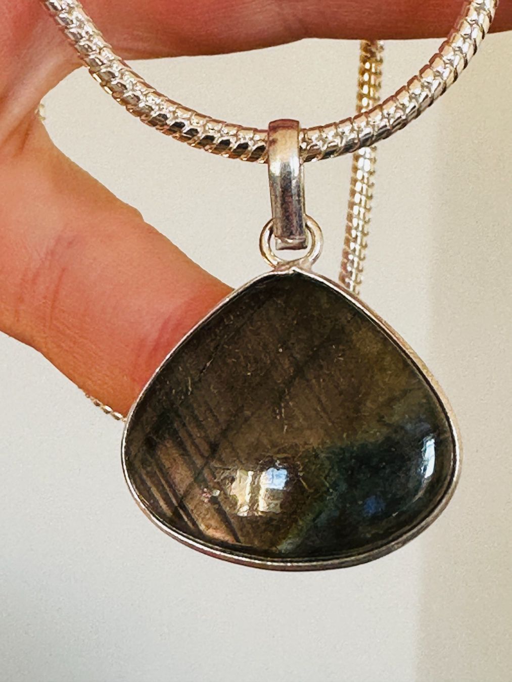 Catenine: Labradorite Gemstone Handmade Jewelry necklace – Nuovo e nell'imballaggio originale da Genève venduto da AGBERG 2