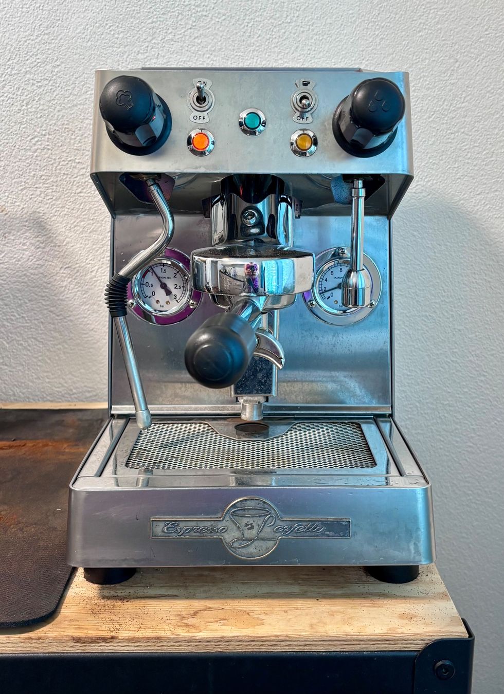 Macchine per caffè & Macchine per espresso: High-End Dual Boiler Espresso Machine w/ ECM E61 Group Head – Usato da Luzern venduto da boo_z52z 4