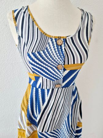 KLEID DRESS SEZONI ITALY S 36 , TOP ZU STRICKJACKE JACKE