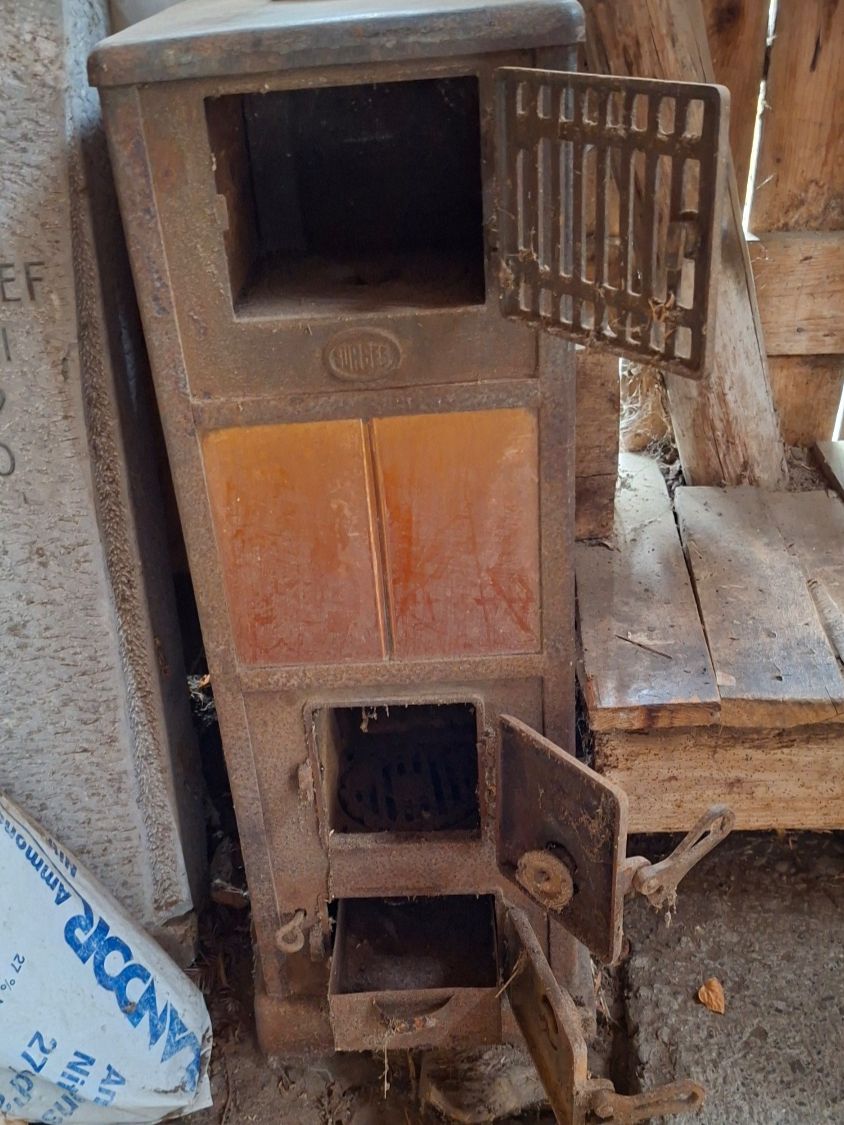 Altri mobili d'antiquariato: Holzofen Sursee – Usato da Küssnacht am Rigi venduto da Schweiel7 1