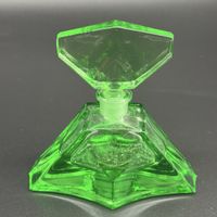 Flacon à parfum Art déco en verre vert ancien