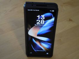 Samsung Galaxy Z Fold 4 512 GB, Foldable zum Hammerpreis!