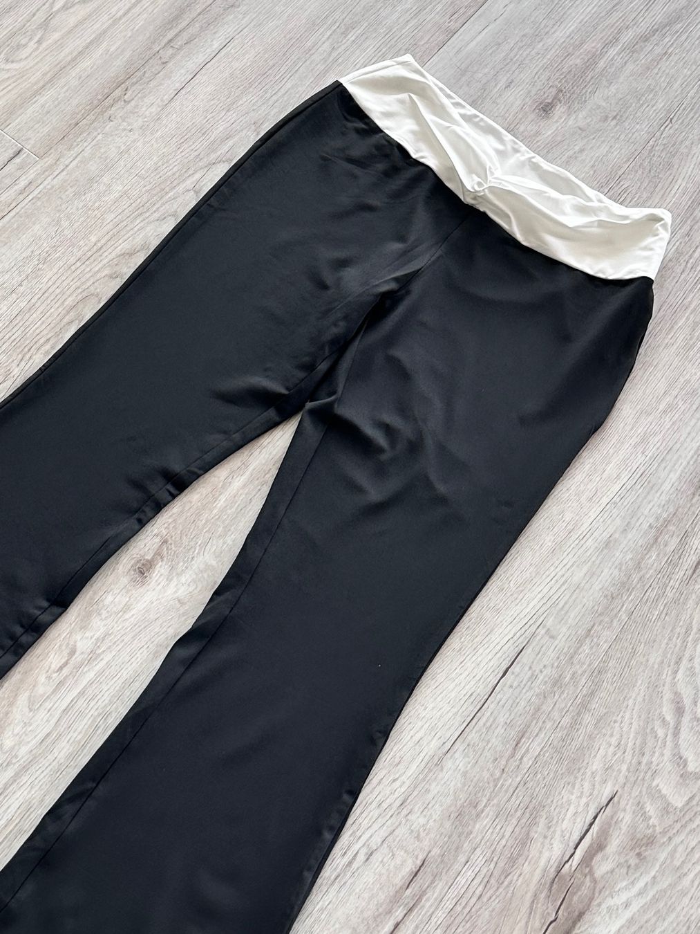 Pantaloni: TOP 🩷 Gr S 36 Trainingshose – Usato da Rickenbach b. Wil venduto da sunneschii_ 3