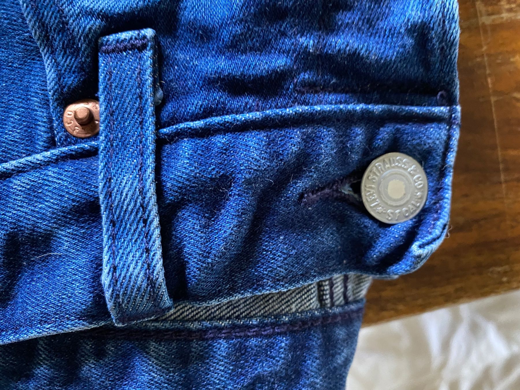 Jeans: Levi’s 501 – D'occasion à Auboranges par Italik04 5