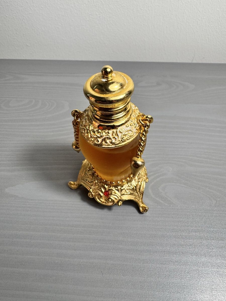 Parfum & Eau de Toilette: Parfumöl – Gebraucht aus Winterthur von thi_6f8k 2