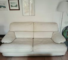Canapé cuir blanc 2 places bon état général