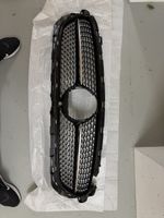 Grille avant Mercedes Classe E - Look sportif!